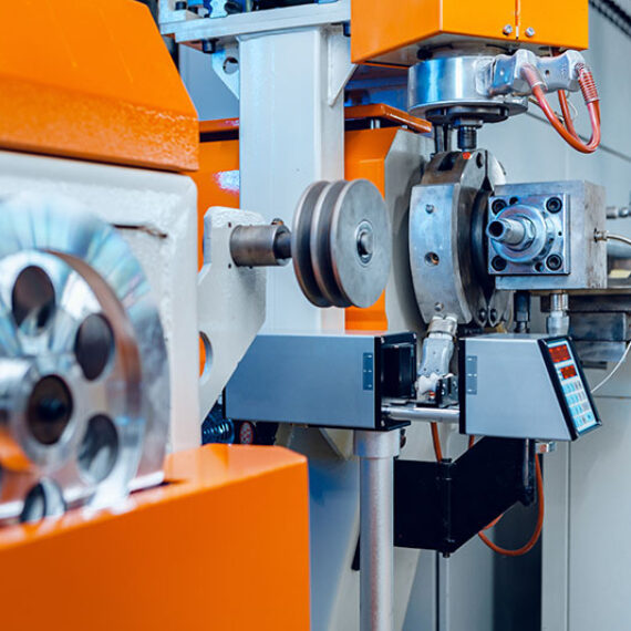 Industrial facilities suffer from Poor Power Factor without power quality monitoring